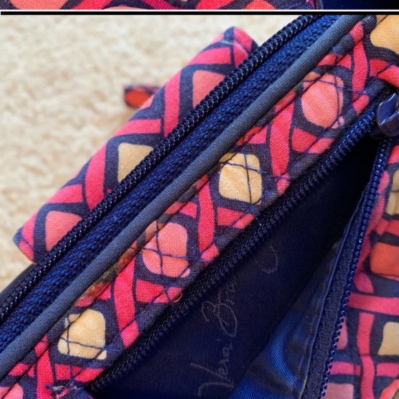 💐🆕Vera Bradley Diamond Katalina print wristlet,took tags off, DIDN'T USE! - Picture 4 of 7